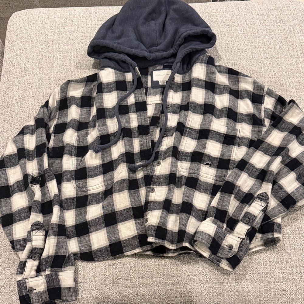 American Eagle Distressed Black & White Plaid Hooded Shirt Jacket